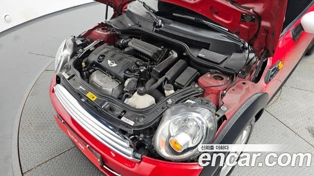 Mini Cooper SE, 2012 6