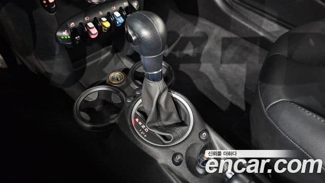 Mini Cooper SE, 2012 9