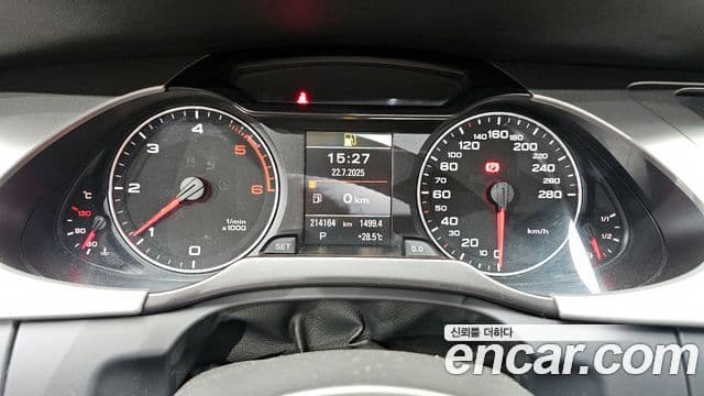 Audi New A4 B8, 2012 8