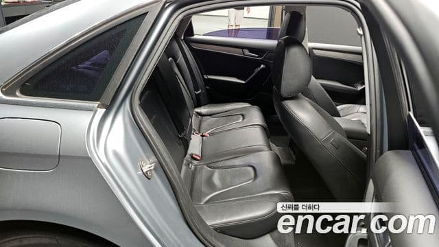 Audi New A4 B8, 2012 11