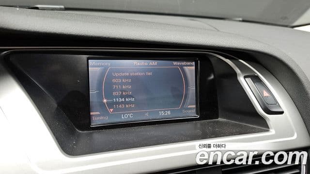 Audi New A4 B8, 2012 14