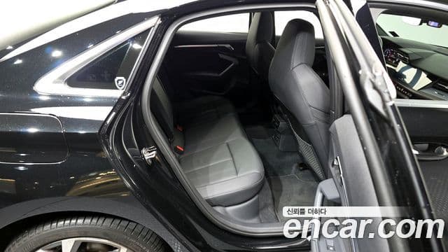 Audi A3 (8Y), 2023 12