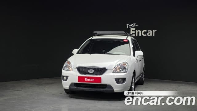 Kia 뉴카렌스 топовая версия, 2013 3