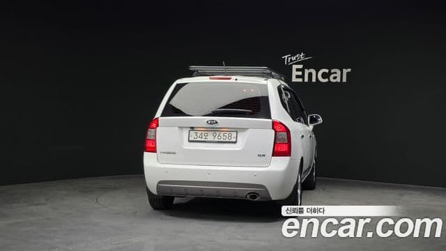 Kia 뉴카렌스 топовая версия, 2013 4