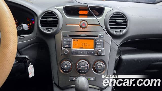 Kia 뉴카렌스 топовая версия, 2013 17