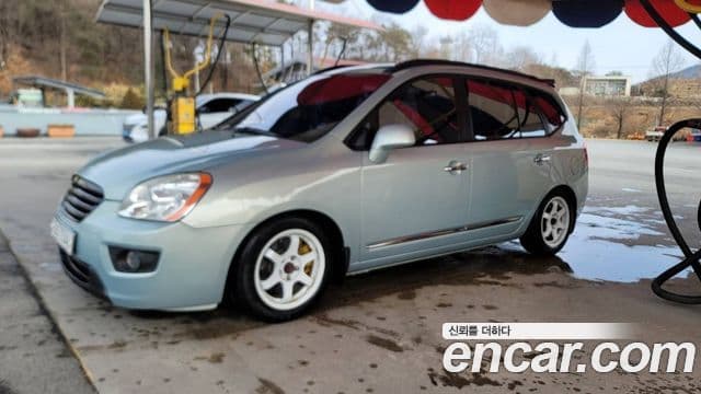 Kia 뉴카렌스 Rondo(экспортная версия), 2008 3