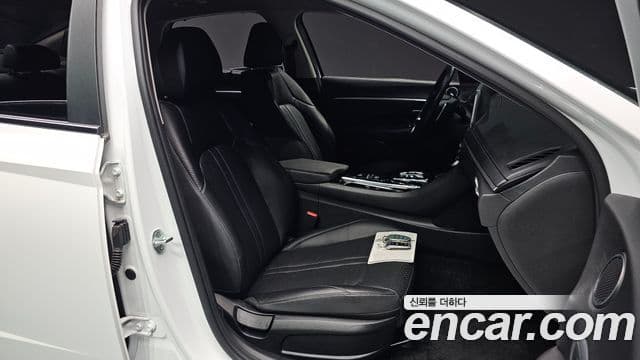 Hyundai Sonata (DN8) Premium Family, 2020 10