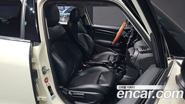 Mini Cooper D 3세대, 2016 10