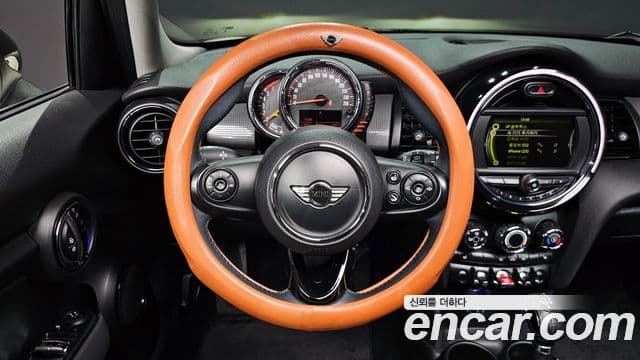 Mini Cooper D 3세대, 2016 13