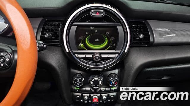 Mini Cooper D 3세대, 2016 14