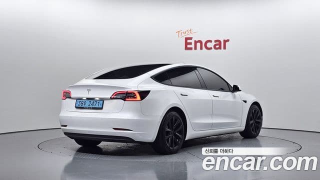 Tesla модель 3, 2022 2