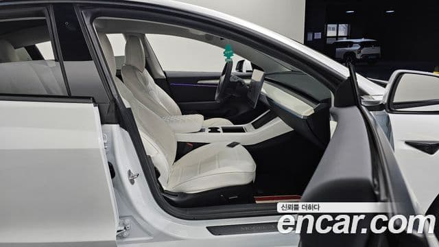 Tesla модель 3, 2022 10