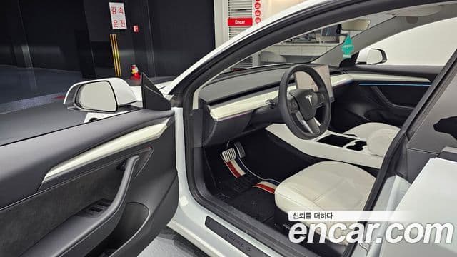 Tesla модель 3, 2022 11