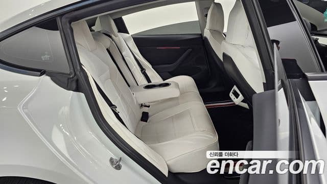 Tesla модель 3, 2022 12