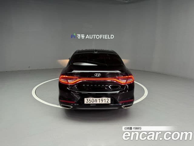 Hyundai Grandeur IG 3.0 LPi Modern (арендный автомобиль), 2018 4