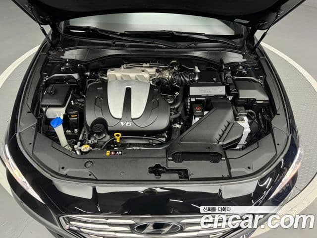 Hyundai Grandeur IG 3.0 LPi Modern (арендный автомобиль), 2018 16