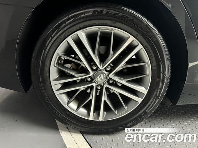 Hyundai Grandeur IG 3.0 LPi Modern (арендный автомобиль), 2018 19