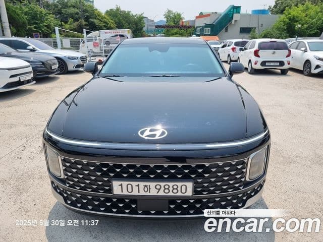 Hyundai Grandeur (GN7) Premium, 2023 3