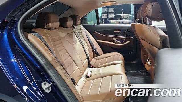 Mercedes-Benz E-класс W213 Avantgarde, 2019 12