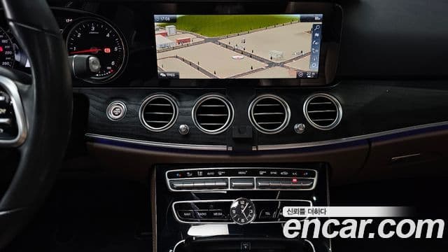 Mercedes-Benz E-класс W213 Avantgarde, 2019 15