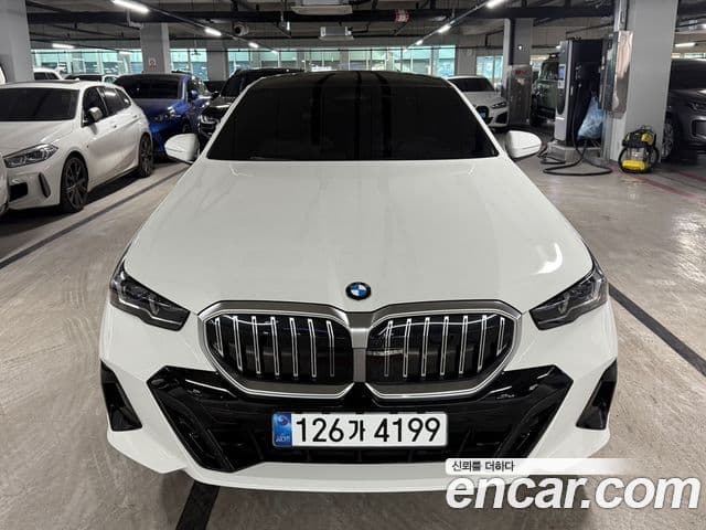 BMW 5시리즈 (G60) 520i M Sport, 2025 1