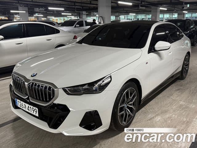 BMW 5시리즈 (G60) 520i M Sport, 2025 2