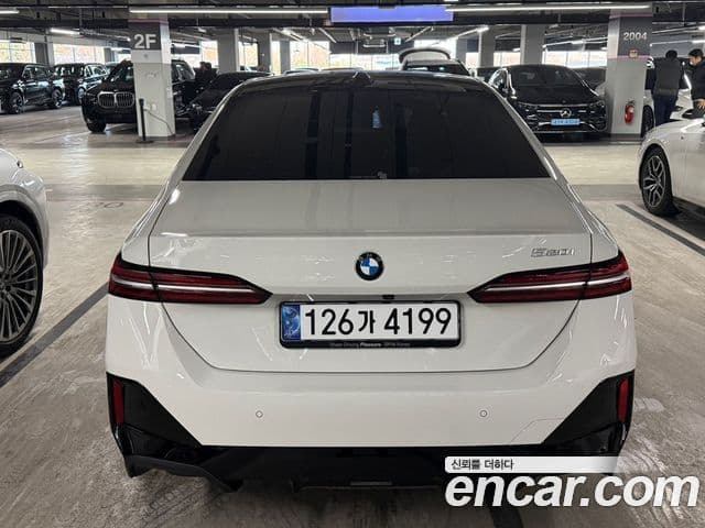 BMW 5시리즈 (G60) 520i M Sport, 2025 все фото