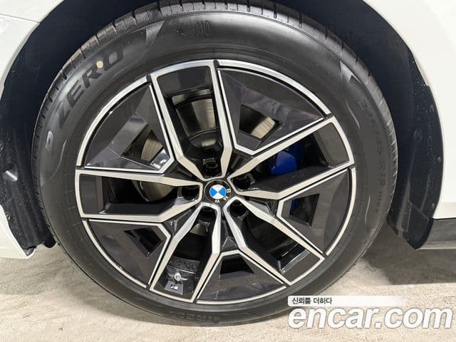 BMW 5시리즈 (G60) 520i M Sport, 2025 8