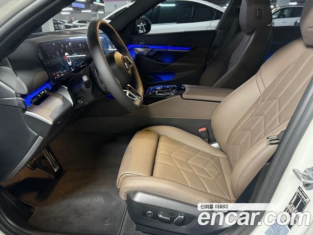 BMW 5시리즈 (G60) 520i M Sport, 2025 17