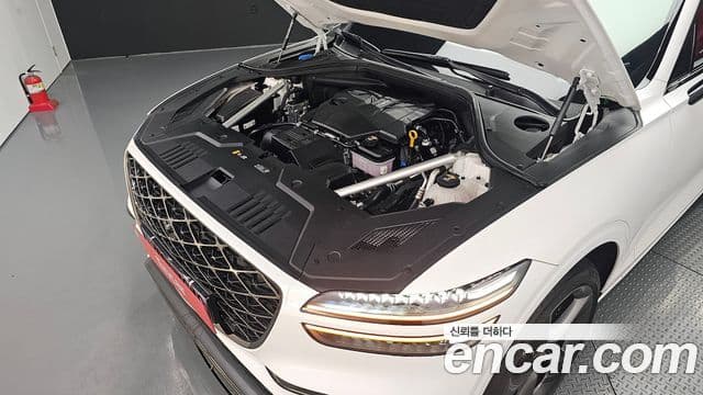 Genesis GV70, 2025 6