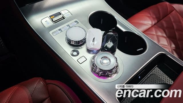 Genesis GV70, 2025 9