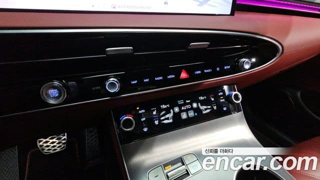 Genesis GV70, 2025 15