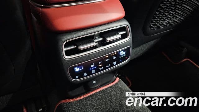 Genesis GV70, 2025 18