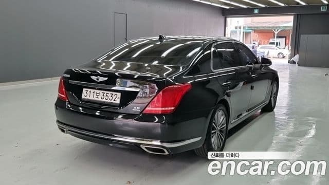 Genesis EQ900 Luxury, 2018 2