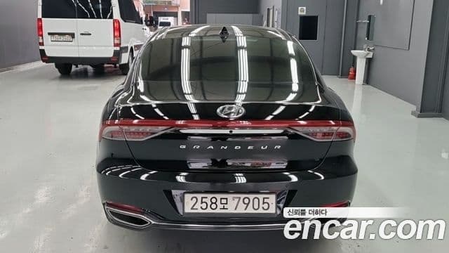 Hyundai The / новый New Grandeur IG Exclusive, 2022 4