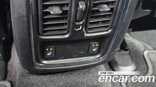 Jeep Grand Cherokee WK2, 2011 19