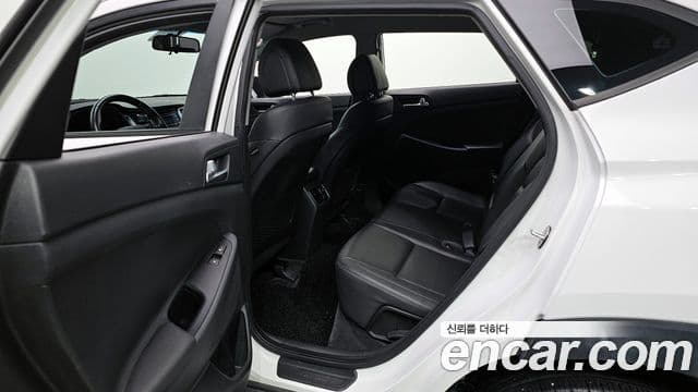 Hyundai All New Tucson Modern, 2017 11