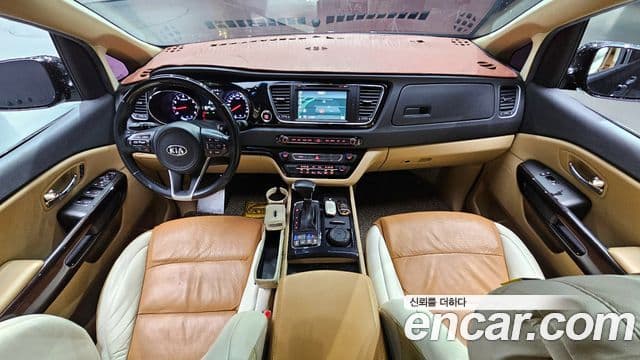 Kia All New Carnival бензин 9인승 High Limousine(компания по спецнадстройкам), 2017 7