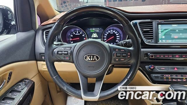 Kia All New Carnival бензин 9인승 High Limousine(компания по спецнадстройкам), 2017 15