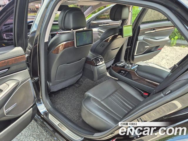 Genesis EQ900 Luxury, 2018 9