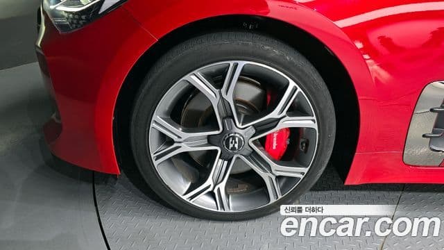Kia 스팅어 GT, 2020 все фото