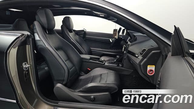 Mercedes-Benz E-класс W212 E350 купе, 2011 10