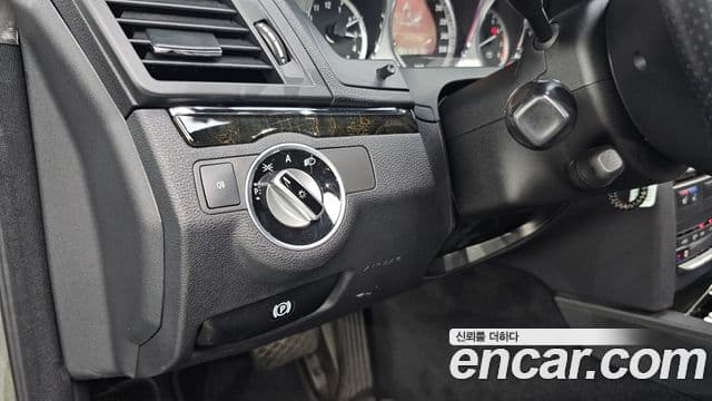 Mercedes-Benz E-класс W212 E350 купе, 2011 18