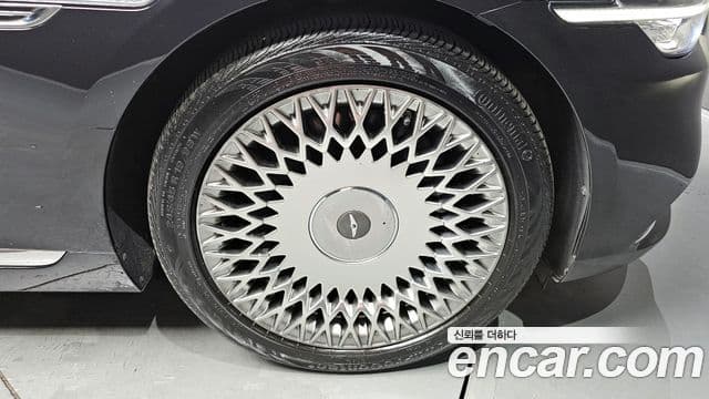 Genesis G90 Premium Luxury, 2020 все фото