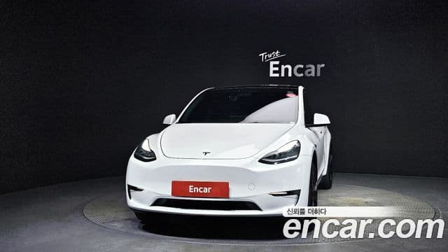 Tesla модель Y Standard Range RWD, 2021 3