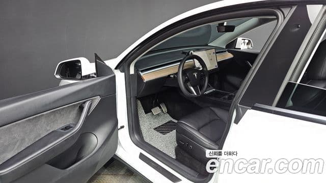 Tesla модель Y Standard Range RWD, 2021 10