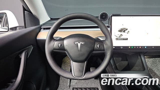 Tesla модель Y Standard Range RWD, 2021 14