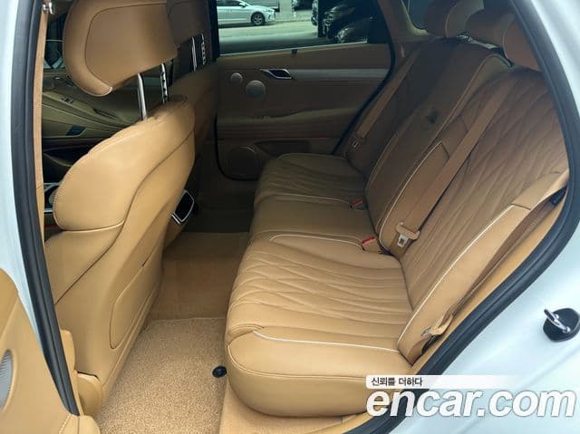 Genesis G80 (RG3) бензин 2.5 турбо AWD, 2026 4