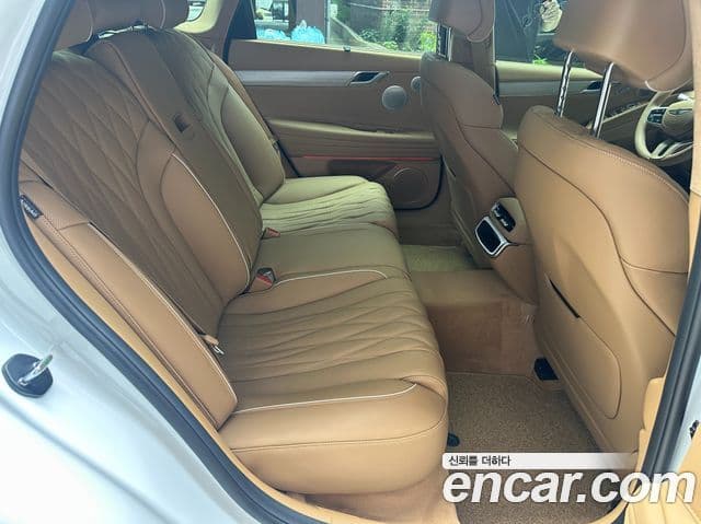 Genesis G80 (RG3) бензин 2.5 турбо AWD, 2026 все фото