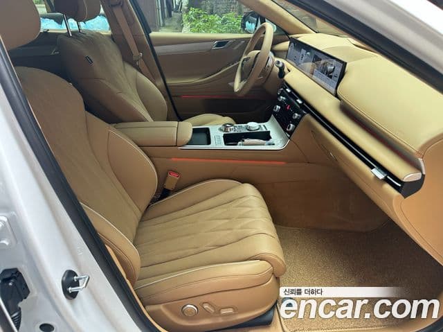 Genesis G80 (RG3) бензин 2.5 турбо AWD, 2026 6